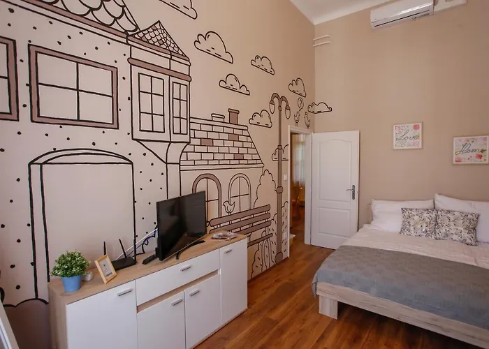 Urania Apartmanhaz Aparthotel 4*