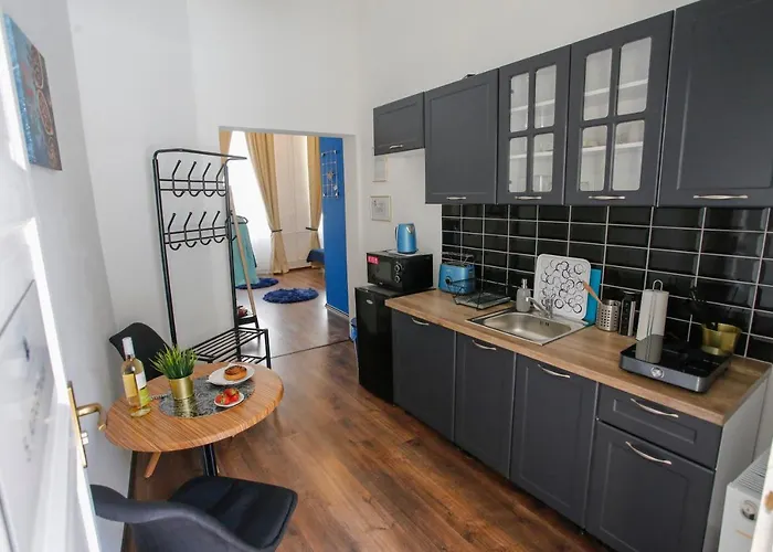 Urania Apartmanhaz Eger