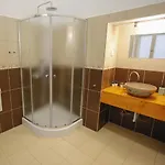 Urania Apartmanhaz Lejlighedshotel Eger