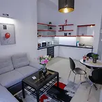 Urania Apartmanhaz