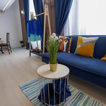 Urania Apartmanhaz אגר