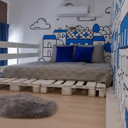 Urania Apartmanhaz 4* إغير