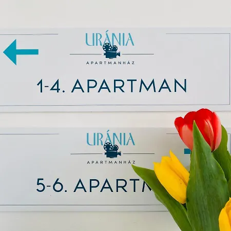 Urania Apartmanhaz מלון דירות אגר
