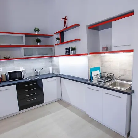 Urania Apartmanhaz Aparthotel Erlau