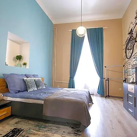 Apartahotel Uránia