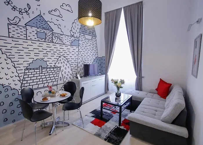 Апарт-готель Urania Apartmanhaz