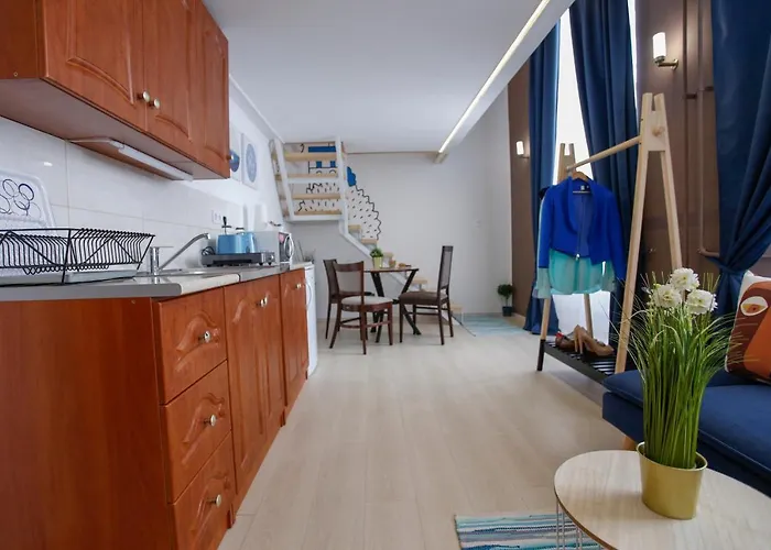 Апарт-готель Urania Apartmanhaz